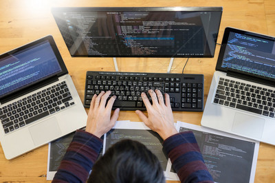 計(jì)算機(jī)軟件開(kāi)發(fā) 辦公室軟件與網(wǎng)站設(shè)計(jì)的編程技術(shù)